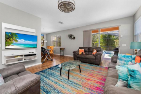 4 BR Heated Pool Home + Game Room + Sleeps 12
